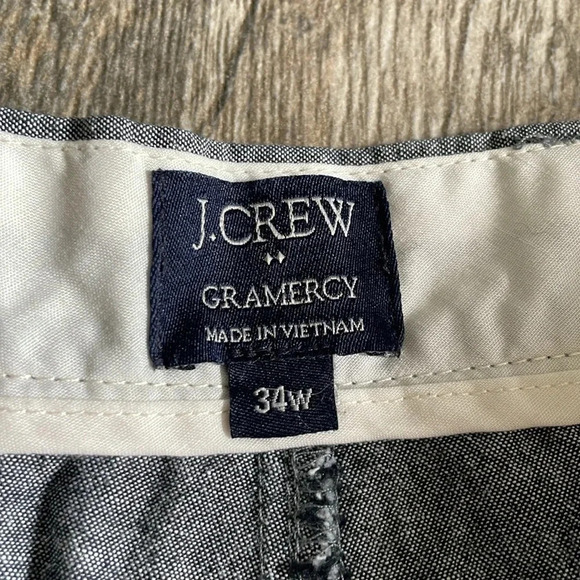 J. Crew Factory Gramercy 9” shorts Gray Chambray 46251 Men’s Size 34 Flat front - Picture 3 of 10